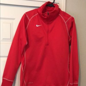 Women’s Nike Pullover